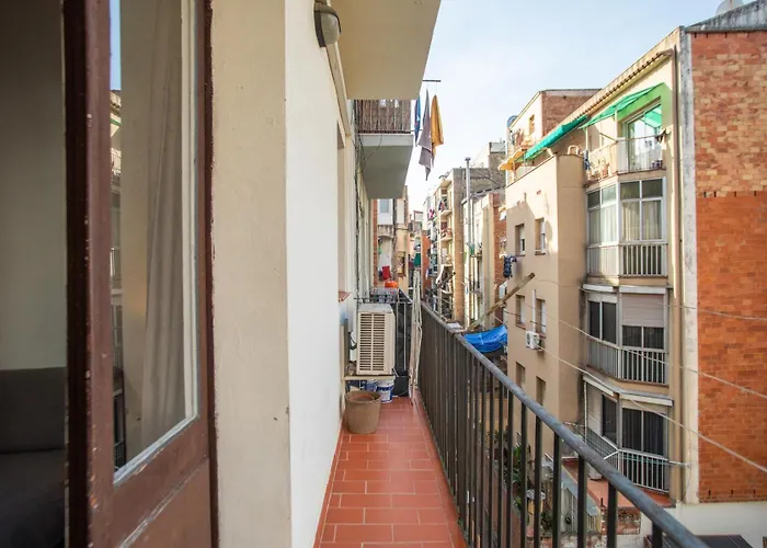 21crm1068 - Fantastic & Tipical Catalonian 2br Flat Appartement Barcelone