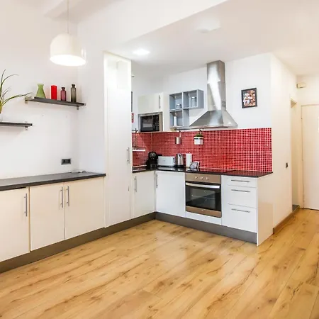 21crm1068 - Fantastic & Tipical Catalonian 2br Flat Apartment