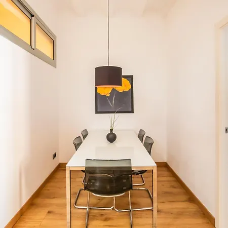 21crm1068 - Fantastic & Tipical Catalonian 2br Flat Barcelona